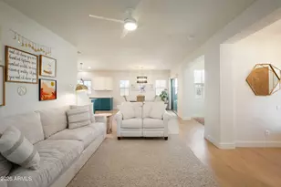 21264 N 36th Pl, Phoenix, AZ 85050 - Photo 8