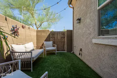 21264 N 36th Place, Phoenix, AZ 85050 - Photo 36