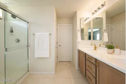 21264 N 36th Place, Phoenix, AZ 85050 - Photo 32