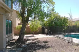 8640 N 68th Dr, Peoria, AZ 85345 - Photo 12