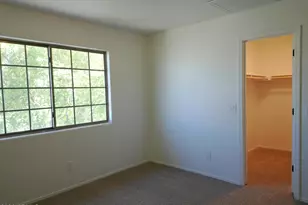 8640 N 68th Dr, Peoria, AZ 85345 - Photo 18