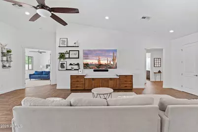 9098 E Ludlow Drive, Scottsdale, AZ 85260 - Photo 8