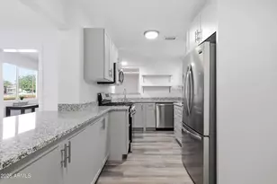 108 E Oak St, Winslow, AZ 86047 - Photo 26