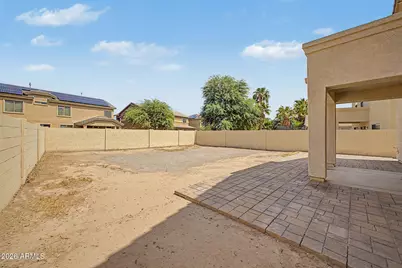 44122 W Cypress Lane, Maricopa, AZ 85138 - Photo 32