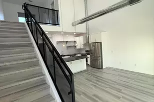 3130 N 37th St, Phoenix, AZ 85018 - Photo 1
