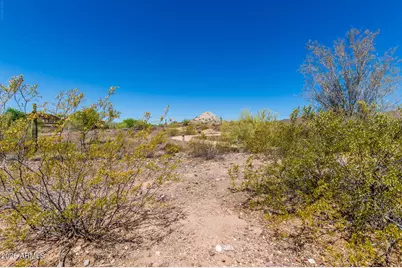 13742 W Chucks Avenue, Peoria, AZ 85383 - Photo 40