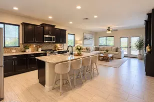 3755 E Zachary Dr, Phoenix, AZ 85050 - Photo 6