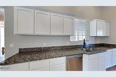 14202 N 180th Avenue, Surprise, AZ 85388 - Photo 8