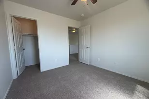 544 E Christopher St, San Tan Valley, AZ 85140 - Photo 8