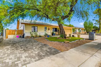 3010 W Villa Rita Drive, Phoenix, AZ 85053 - Photo 2