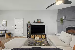 3031 N Civic Center Plaza, Scottsdale, AZ 85251 - Photo 2