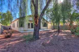 946 S Parkcrest St, Gilbert, AZ 85296 - Photo 38