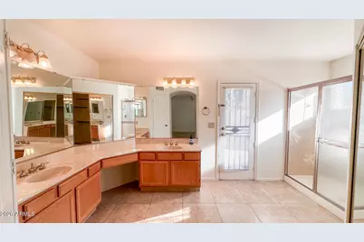 6951 W Kristal Way, Glendale, AZ 85308 - Photo 8