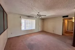 3421 E Paradise Dr, Phoenix, AZ 85028 - Photo 12
