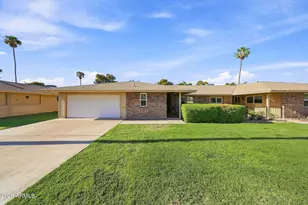 10734 W Hatcher Rd, Sun City, AZ 85351 - Photo 6