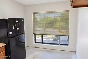 5233 W Mountain View Rd, Glendale, AZ 85302 - Photo 18