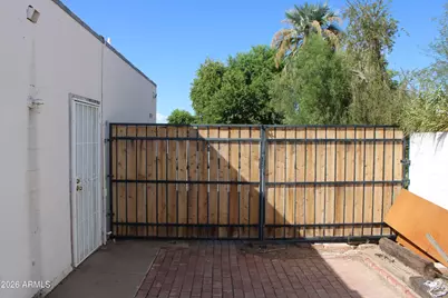 5233 W Mountain View Road, Glendale, AZ 85302 - Photo 26