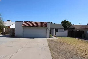 5233 W Mountain View Rd, Glendale, AZ 85302 - Photo 2