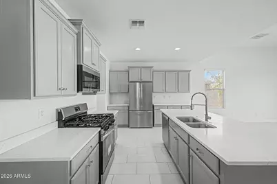 9210 W Vermont Avenue, Glendale, AZ 85305 - Photo 6