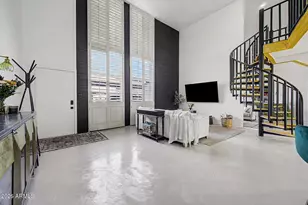 385 W Pierson St, Phoenix, AZ 85013 - Photo 1