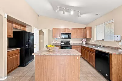 1503 E Rosebud Drive, San Tan Valley, AZ 85143 - Photo 10