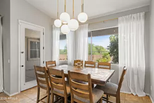 2517 N Raven Cir, Mesa, AZ 85207 - Photo 10