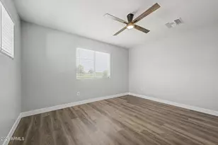 4038 E Melinda Ln, Phoenix, AZ 85050 - Photo 16