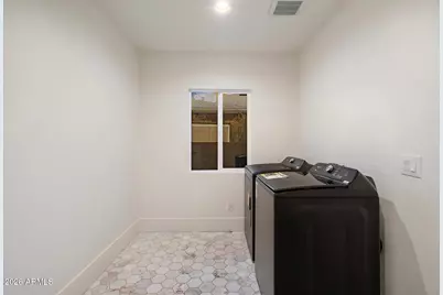 8212 E Wilshire Drive, Scottsdale, AZ 85257 - Photo 24