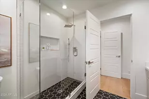8212 E Wilshire Dr, Scottsdale, AZ 85257 - Photo 20