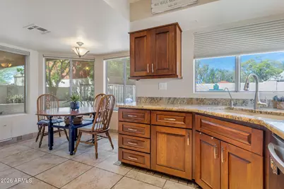 10308 N 65th Lane, Glendale, AZ 85302 - Photo 4