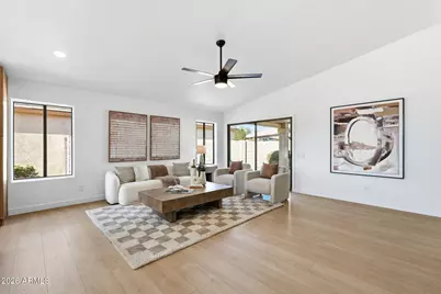 22811 N 24th Place, Phoenix, AZ 85024 - Photo 8