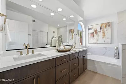 22811 N 24th Place, Phoenix, AZ 85024 - Photo 4