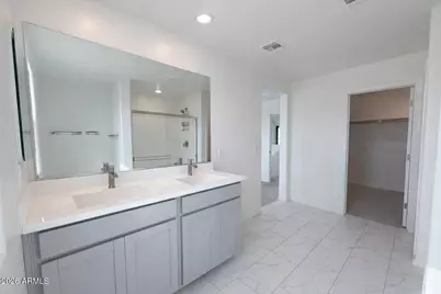 2439 W Kowalsky Lane, Phoenix, AZ 85041 - Photo 24