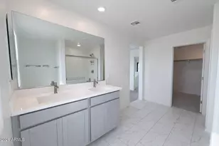 2439 W Kowalsky Ln, Phoenix, AZ 85041 - Photo 24