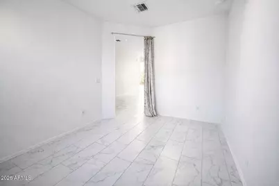 2439 W Kowalsky Lane, Phoenix, AZ 85041 - Photo 6