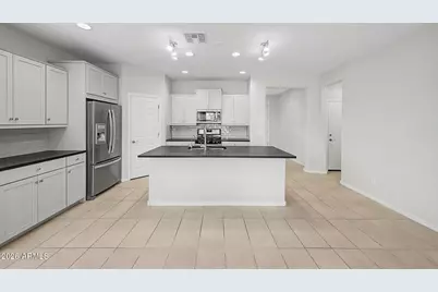 25932 W Quail Avenue, Buckeye, AZ 85396 - Photo 14