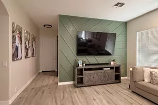 22022 N 34th Ln, Phoenix, AZ 85027 - Photo 10