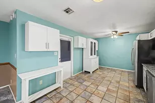 209 W Ivyglen St, Mesa, AZ 85201 - Photo 8