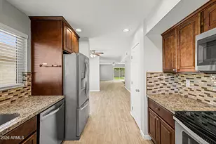11825 N 75th Dr, Peoria, AZ 85345 - Photo 18