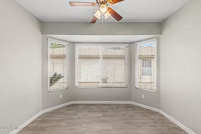 11825 N 75th Drive, Peoria, AZ 85345 - Photo 8