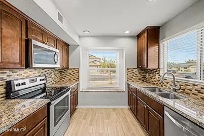 11825 N 75th Drive, Peoria, AZ 85345 - Photo 6