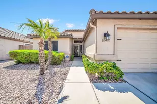 10817 W Almeria Rd, Avondale, AZ 85392 - Photo 4