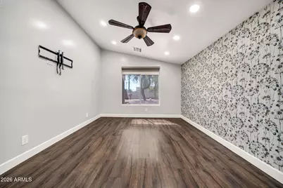 10817 W Almeria Road, Avondale, AZ 85392 - Photo 20