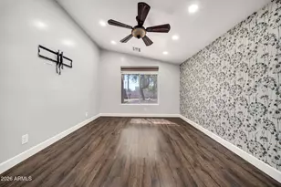 10817 W Almeria Rd, Avondale, AZ 85392 - Photo 20