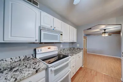 6836 W Pierce Street #124, Phoenix, AZ 85043 - Photo 12