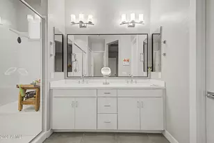 3131 E Alicia Dr, Phoenix, AZ 85042 - Photo 22