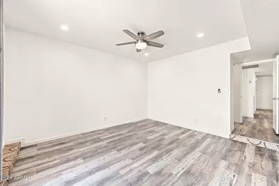 5205 S Hazelton Lane, Tempe, AZ 85283 - Photo 22