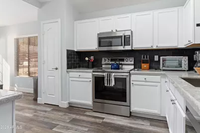 15472 W Mescal Street, Surprise, AZ 85379 - Photo 2