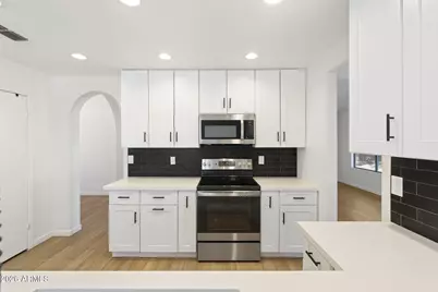 14657 N 91st Lane, Peoria, AZ 85381 - Photo 8