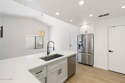 14657 N 91st Lane, Peoria, AZ 85381 - Photo 12